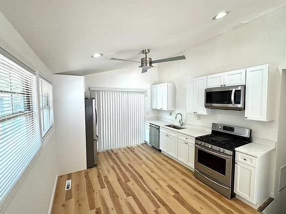 2nd image of 1008 Adams Ct