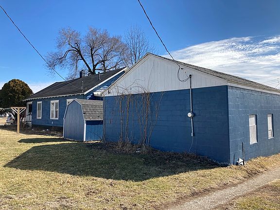 4th image of 701 N John St