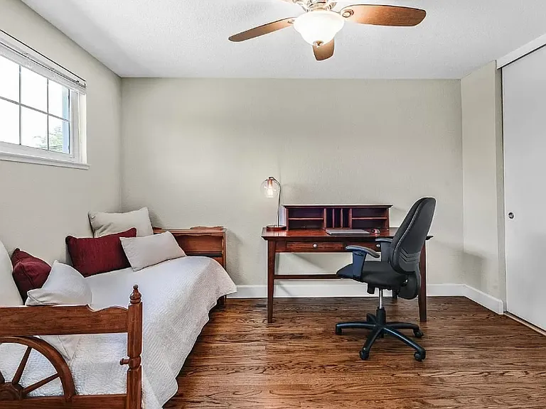 4318 Satinwood Dr — Photo 20