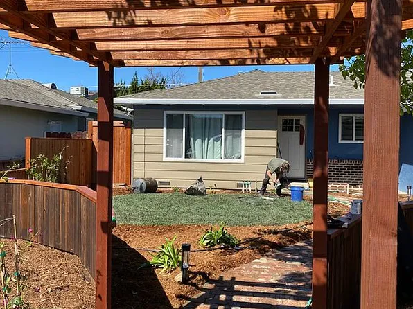 1525 Vista Dr, Lodi, CA 95242