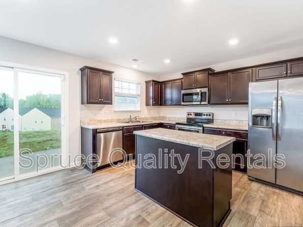 5106 Nokota Pl, Greensboro, NC 27405