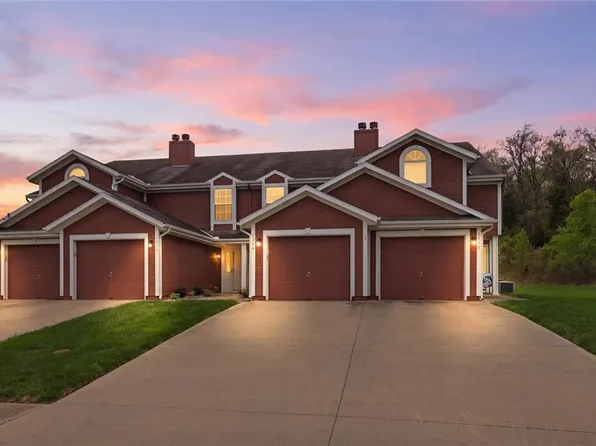 5554 NW Sunrise Meadow Ln, Lees Summit, MO 64064