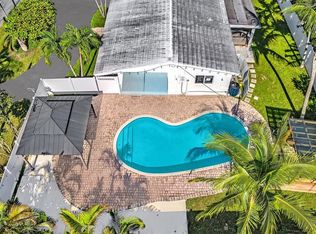 11 SE 9th St, Pompano Beach, FL 33060