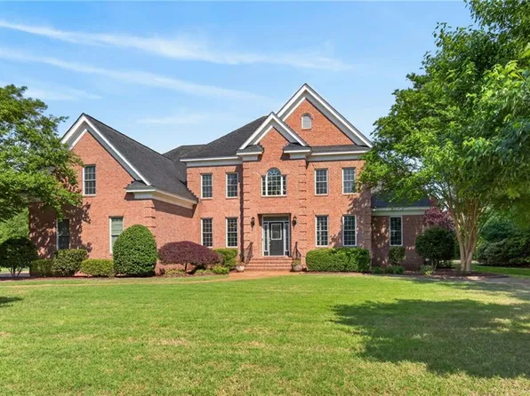 102 Taylor Farm Ln, Yorktown, VA 23693