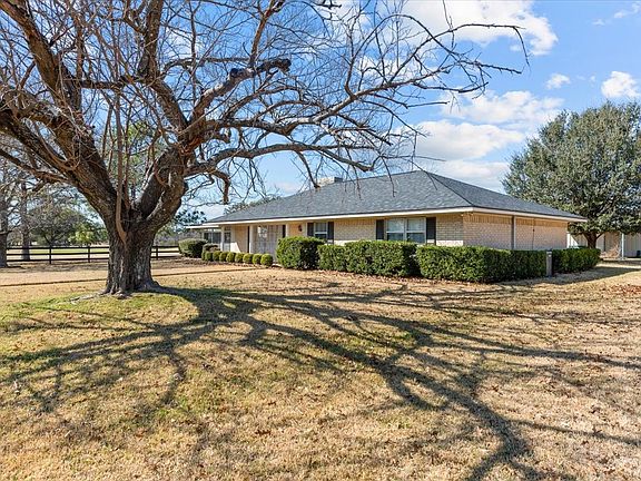 4th image of 9313 Tree Lake Dr