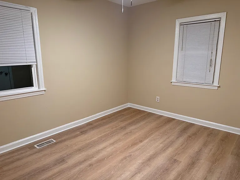3117 Tryon Rd — Photo 5