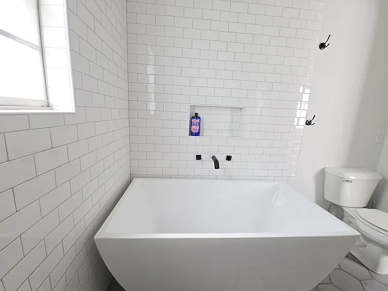 1107 Woodlawn Pl — Photo 11