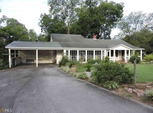 37 Prince Ave, Bowman, GA 30624