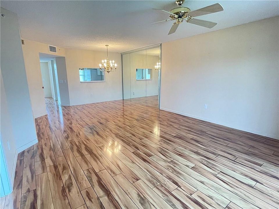 1st image of 700 SW 137th Avenue #303
