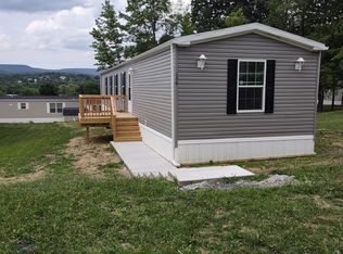 136 Winston Dr, Altoona, PA