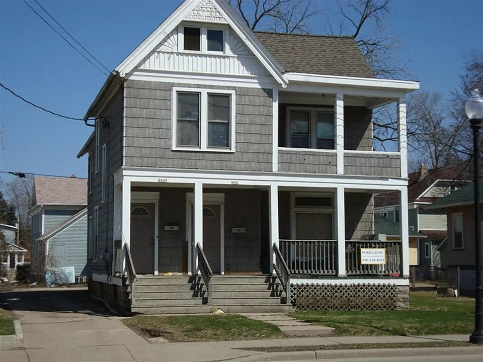 642 Jackson