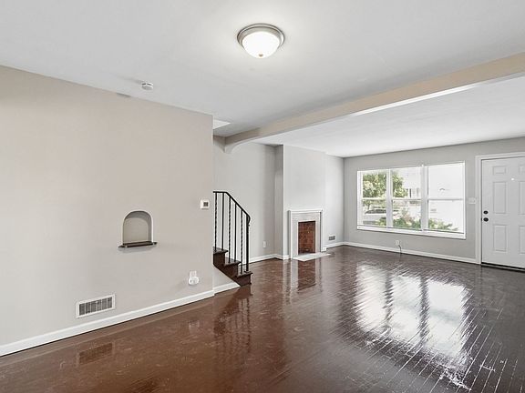 3rd image of 1603 Republic Ave #1603