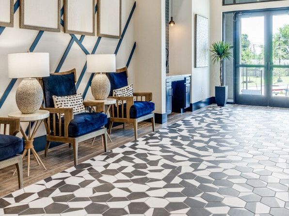 4969 E Lancaster Ave #2109