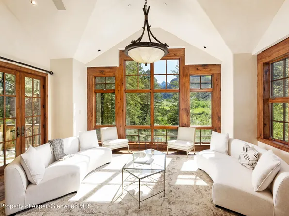 388 Exhibition Ln, Aspen, CO 81611