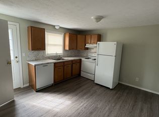 99 Lawrence St #5, Palmer, MA 01069