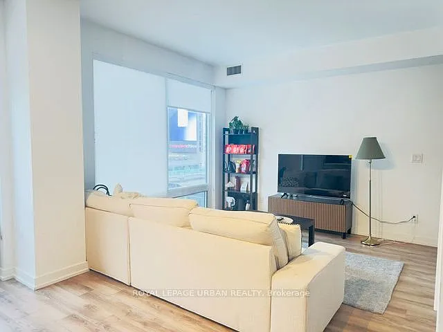 20 Edward St #602 — Photo 7