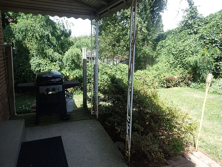 509 Beachgrove Dr — Photo 16