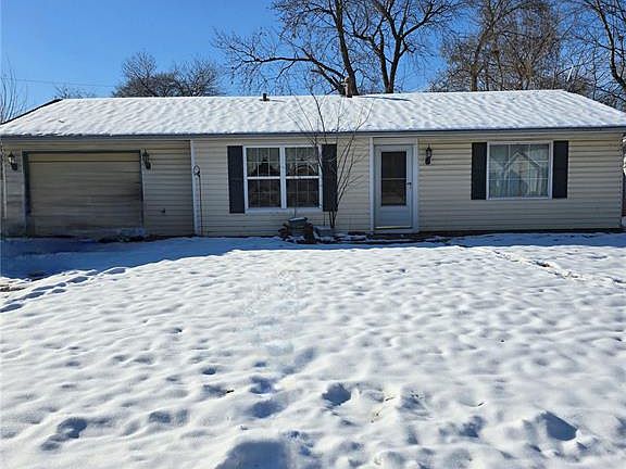 2nd image of 12 Iris Ave