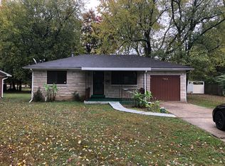 4337 Lynnview Dr, Louisville, KY 40216