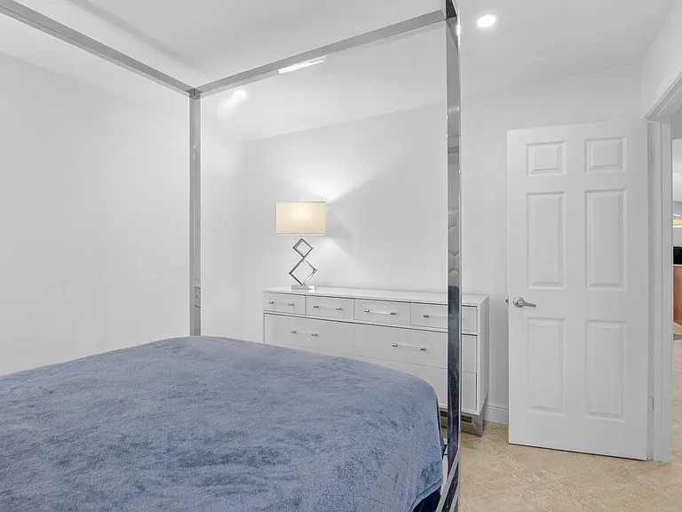 10305 Crosswind Rd — Photo 26
