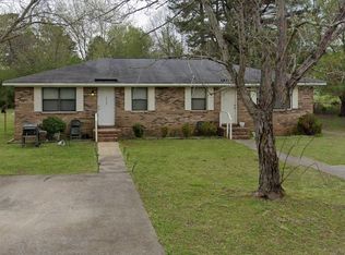 905 Ivan Dr SW APT A, Jacksonville, AL 36265