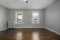 204 E Franklin St #8 — Photo 10