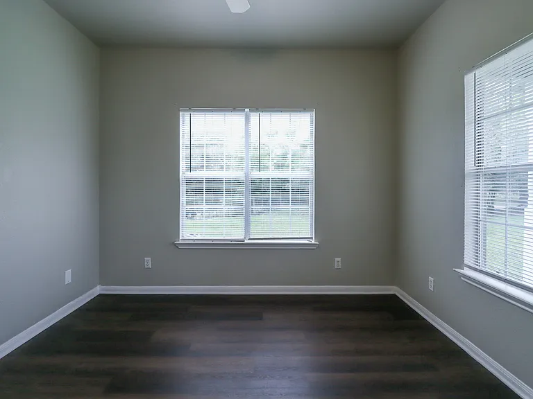 1810 Mesa Oaks Cir — Photo 27