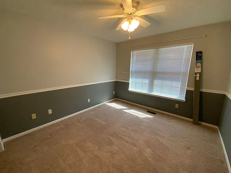 1605 Steamboat Ln — Photo 39