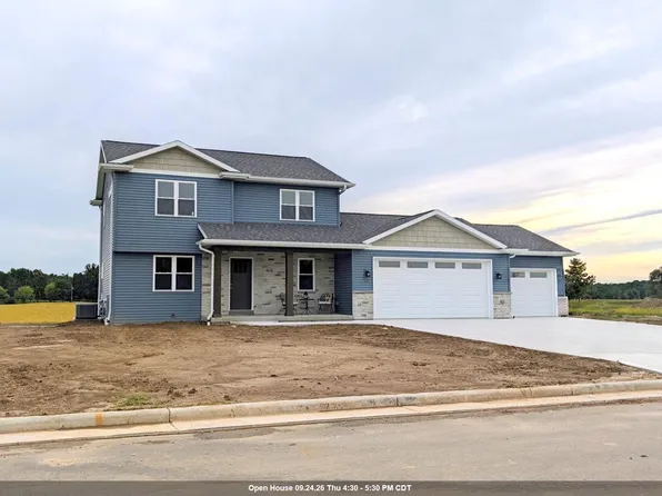 471 Rustic Ridge Dr, Brillion, WI 54110