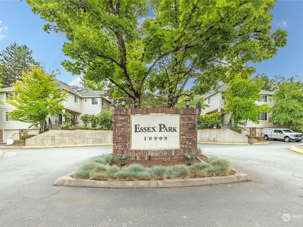 10909 Avondale Road NE #M149, Redmond, WA 98052