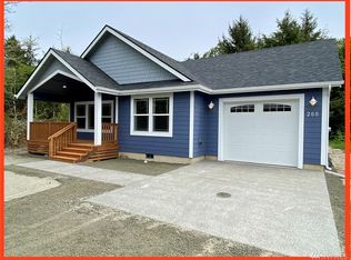 268 Glacier Ct SE, Ocean Shores, WA 98569