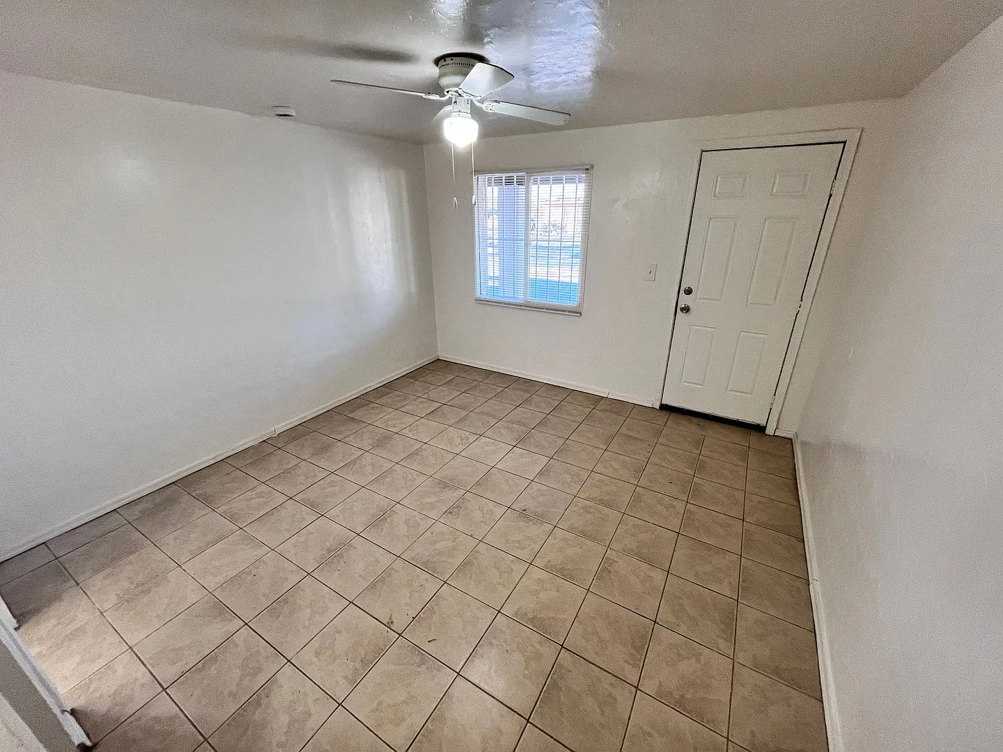 4675 E Benson Hwy — Photo 2