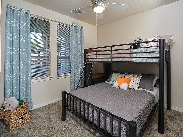 Rio Lofts — Photo 17
