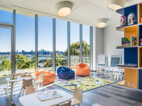 301 Adolphus Avenue image 10 of 20