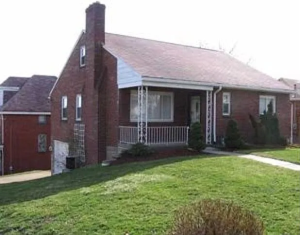 2075 Pioneer Ave photo 1