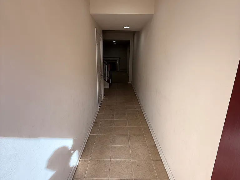 405 Siena Ln — Photo 8