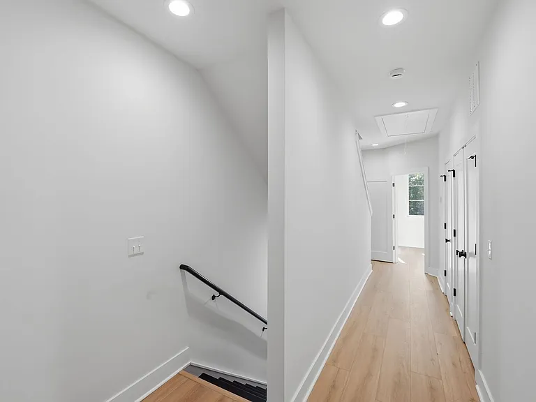 1358 Briar Creek Rd — Photo 28