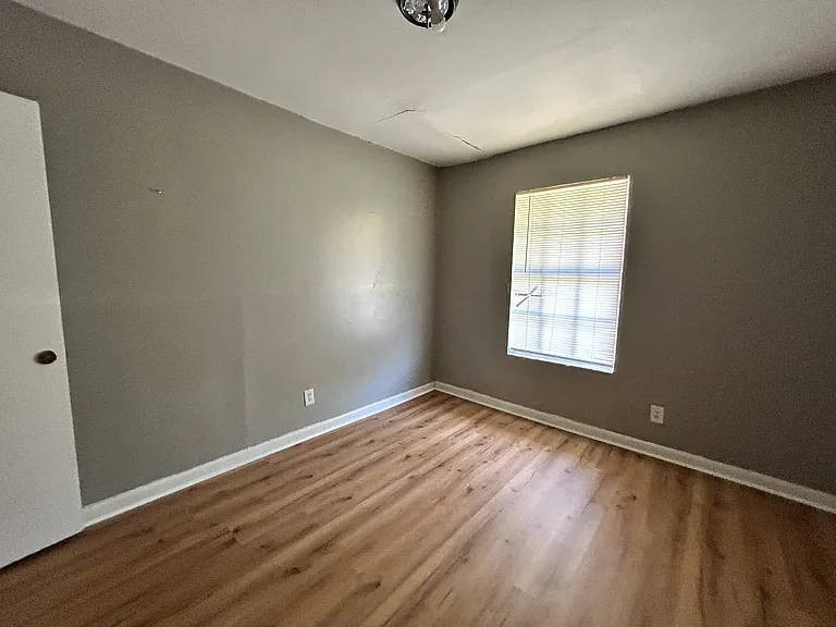 901 E 29th Ave #1 — Photo 6