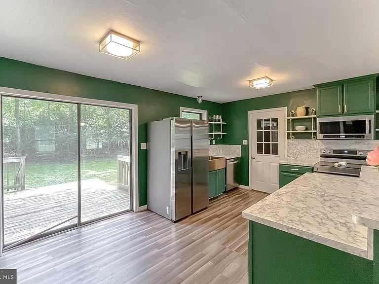 45381 Abell Dr — Photo 6