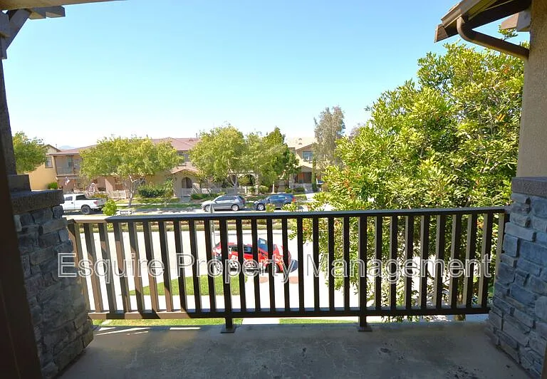3246 N Ventura Rd — Photo 21