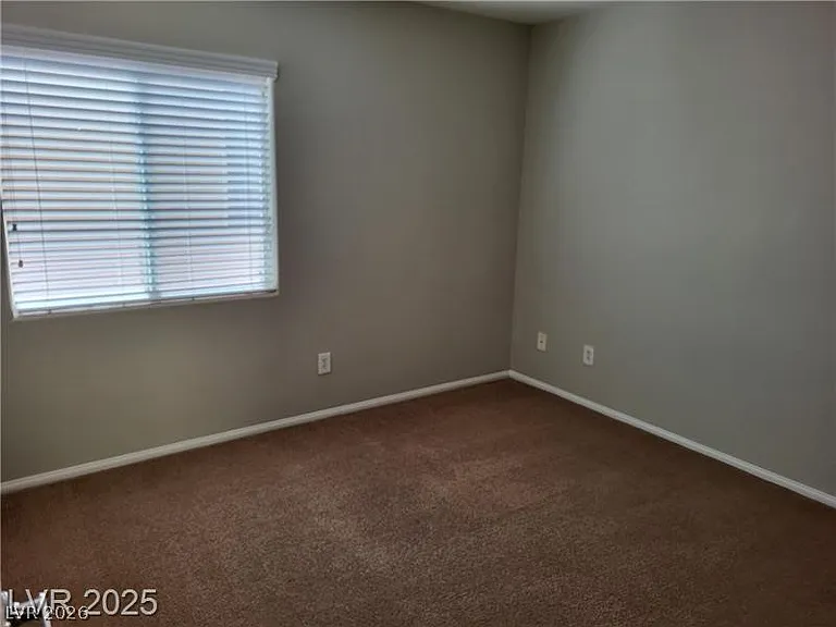 7531 Redwood Point St — Photo 10