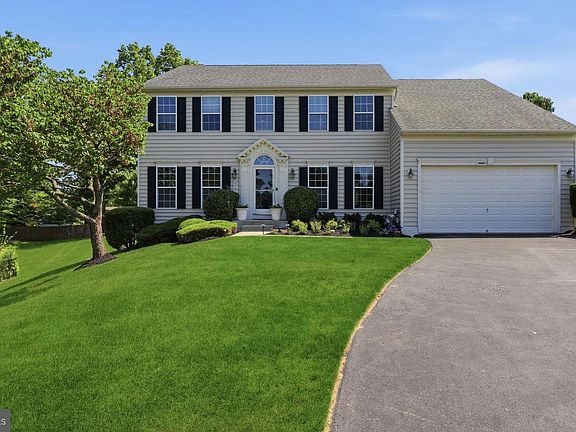 2nd image of 6707 Sandy View Ct