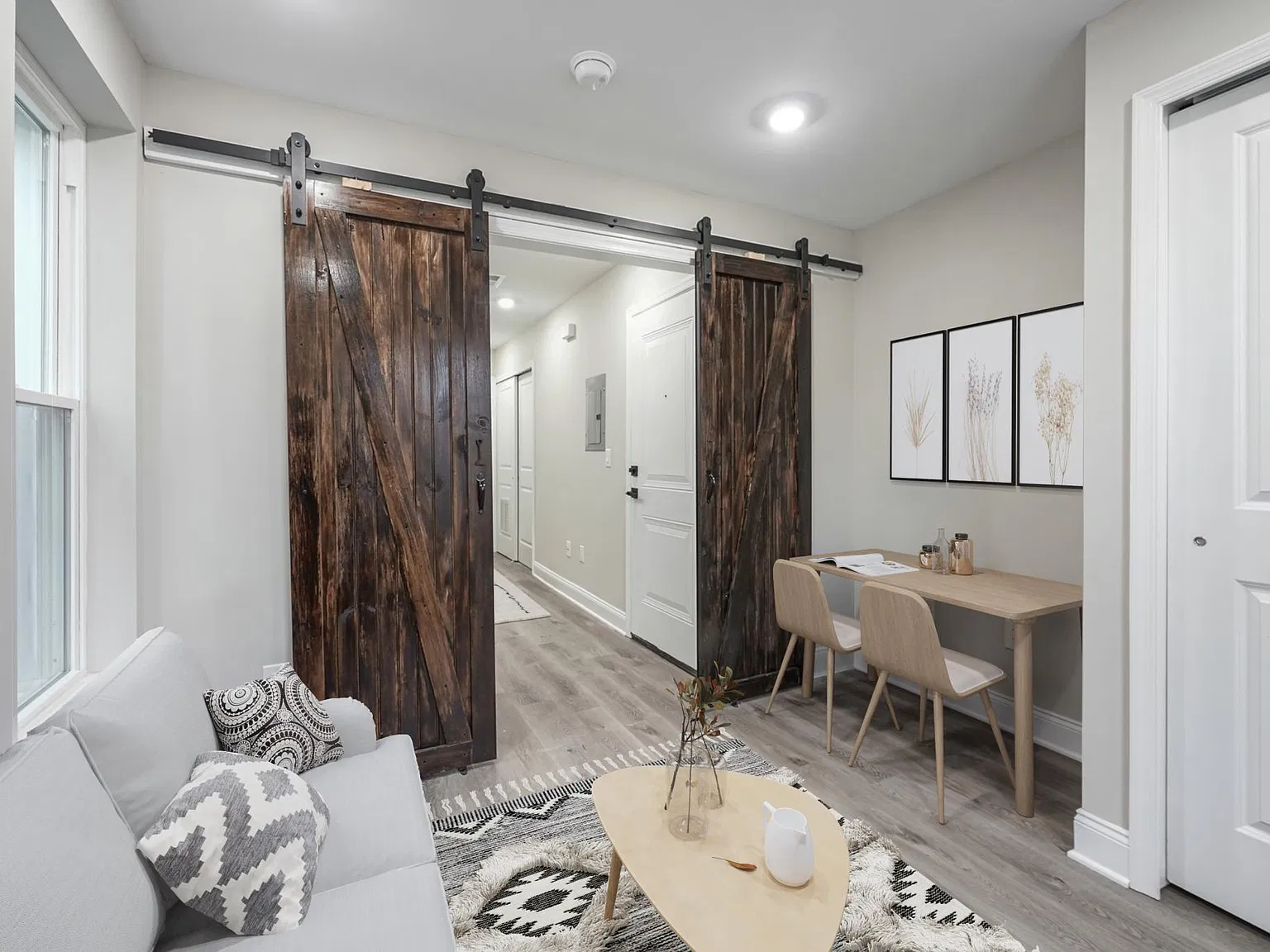 1 bed, 800 sqft, $1,150 — Photo 1