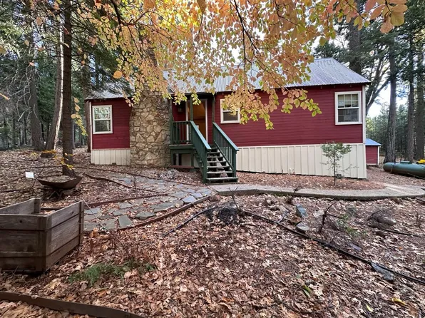 2971 Sunset Dr, Pollock Pines, CA 95726