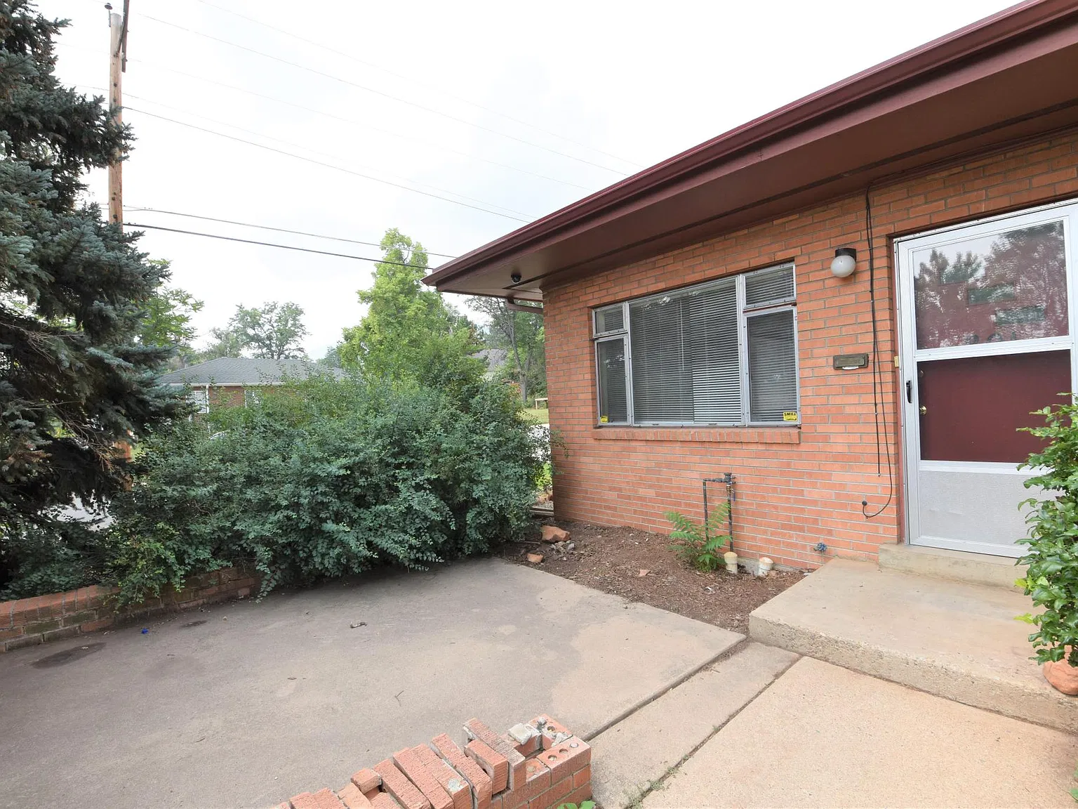 4 bed, $7,360 — Photo 2