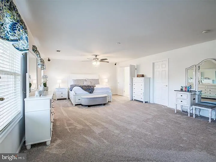 5 Regal Ct — Photo 20