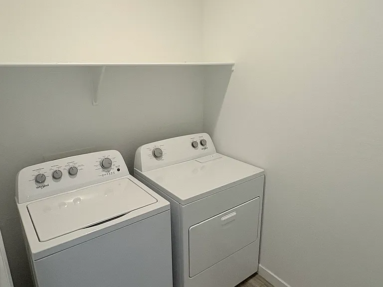 2156 W Burnside Trl — Photo 13
