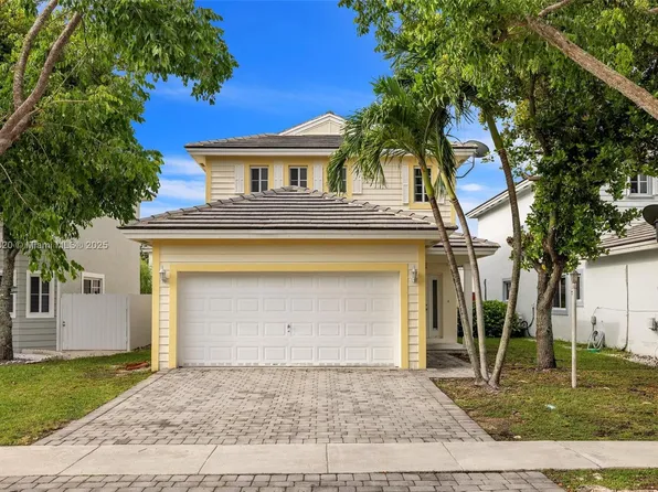 3156 NE 4th St, Homestead, FL 33033