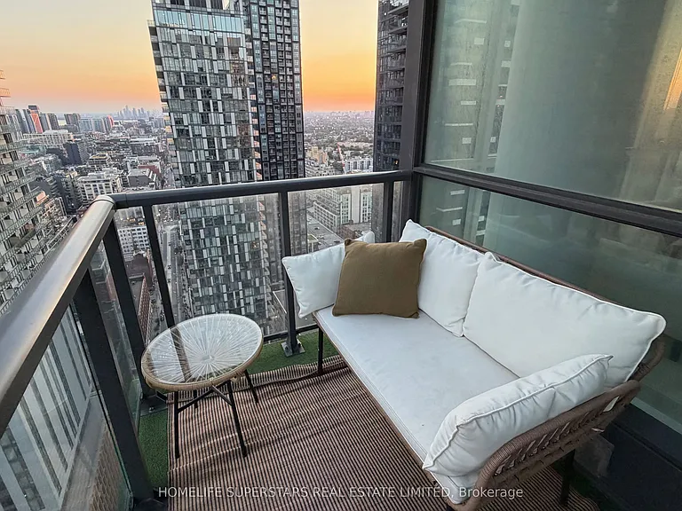 290 Adelaide St W #3411 — Photo 16