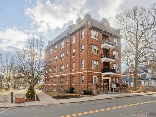 228 Belmont Ave, Springfield, MA 01108